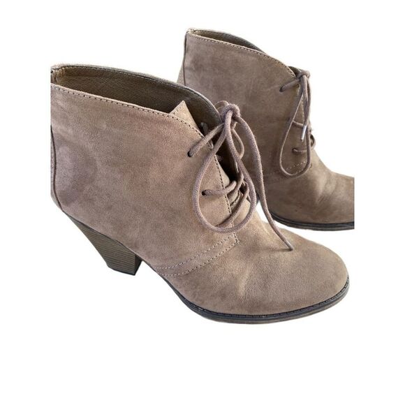 Mia size 9 tan suede booties ankle boots - Picture 4 of 7